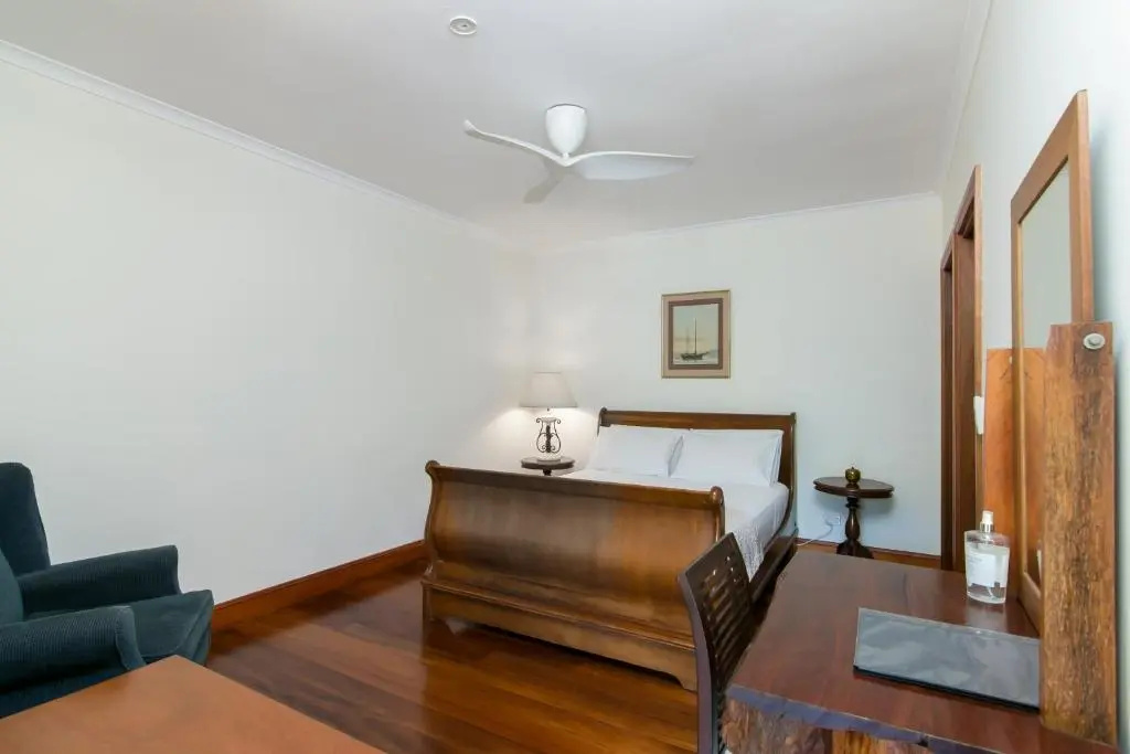 Standard Double room with mountain view (full double bed)