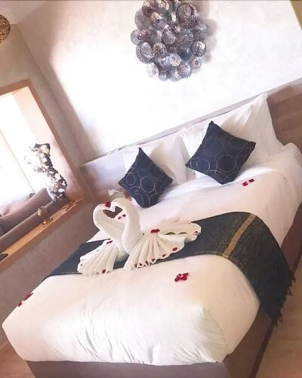 Standard Double room with view (full double bed)