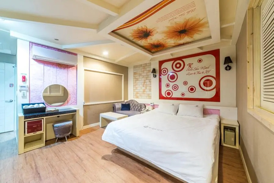 Standard Double room (full double bed)