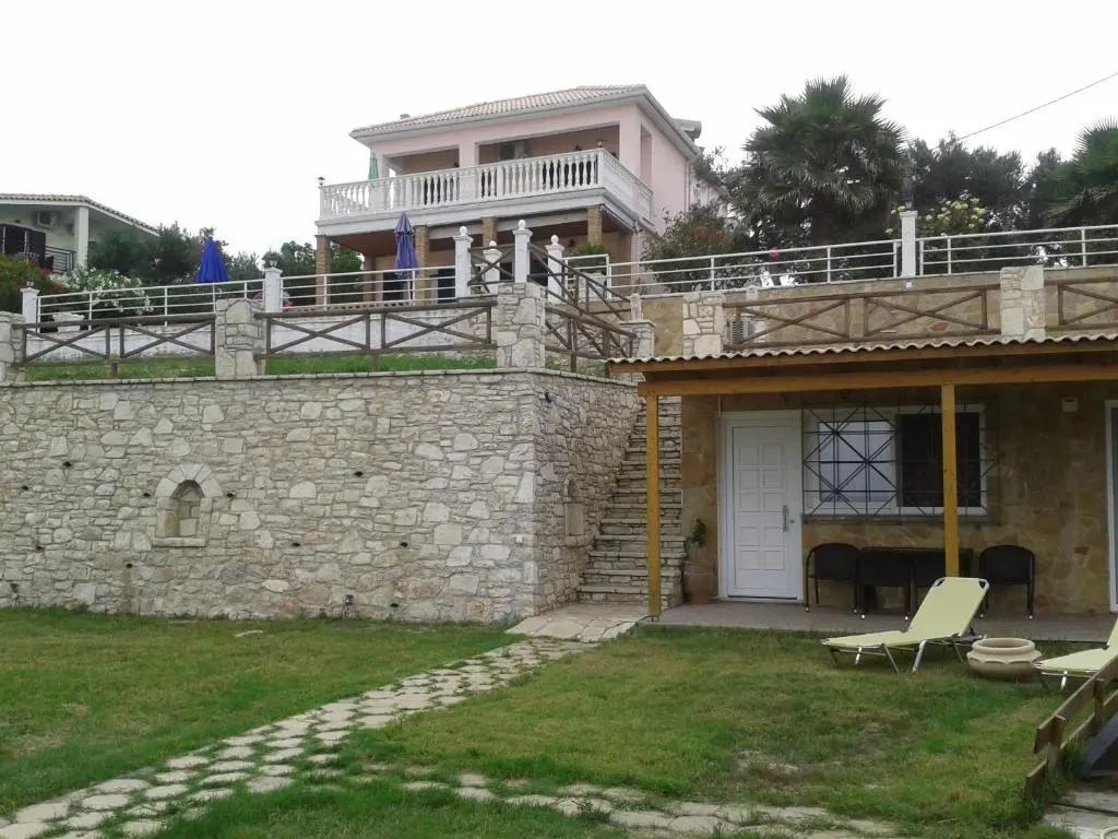Laura Beach House - Chambres