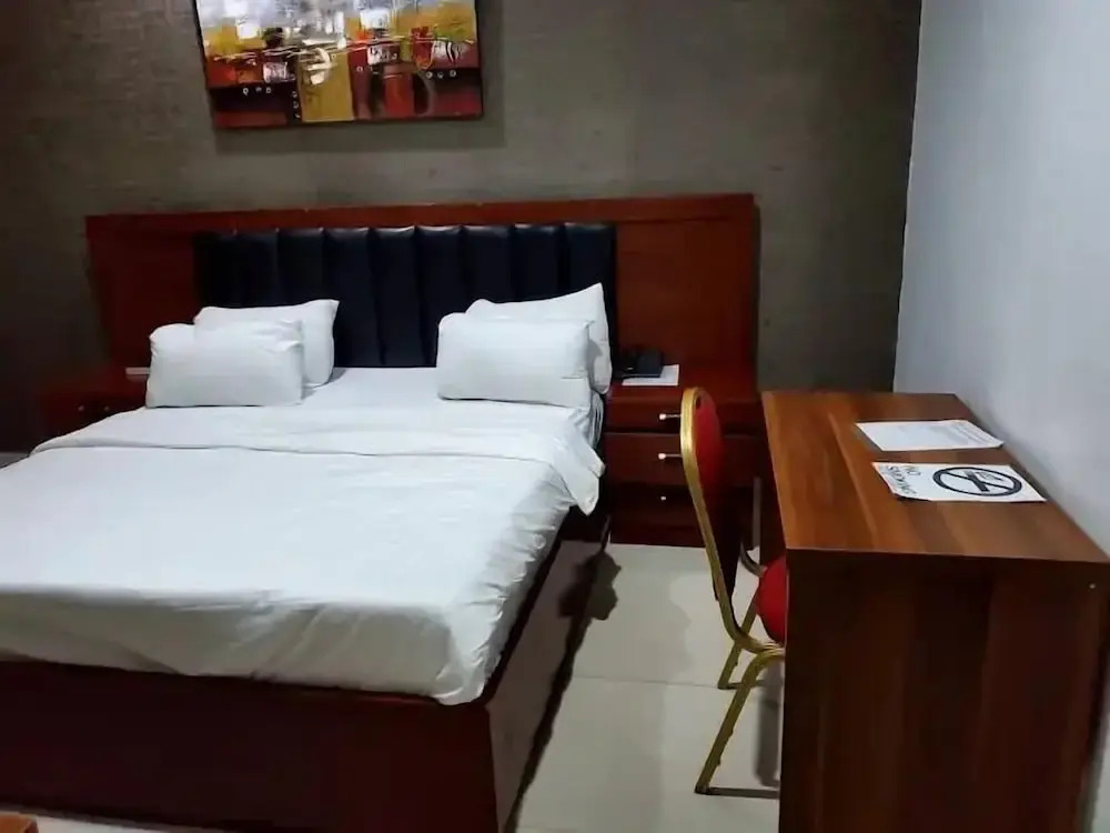 House 17 Apartment and Services Ltd — фото 4