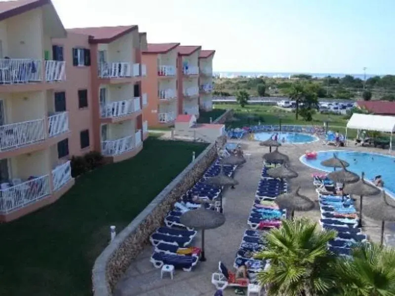 Apartamentos Menorca Cala Blanes by Pierre & Vacances