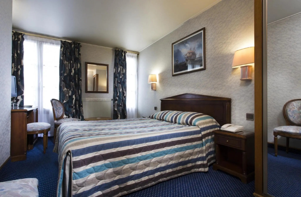 Standard Double room (full double bed)