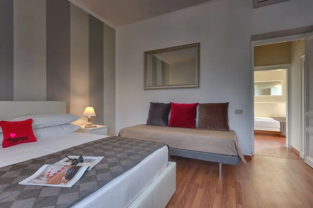 2 Bedrooms Attic Apartment