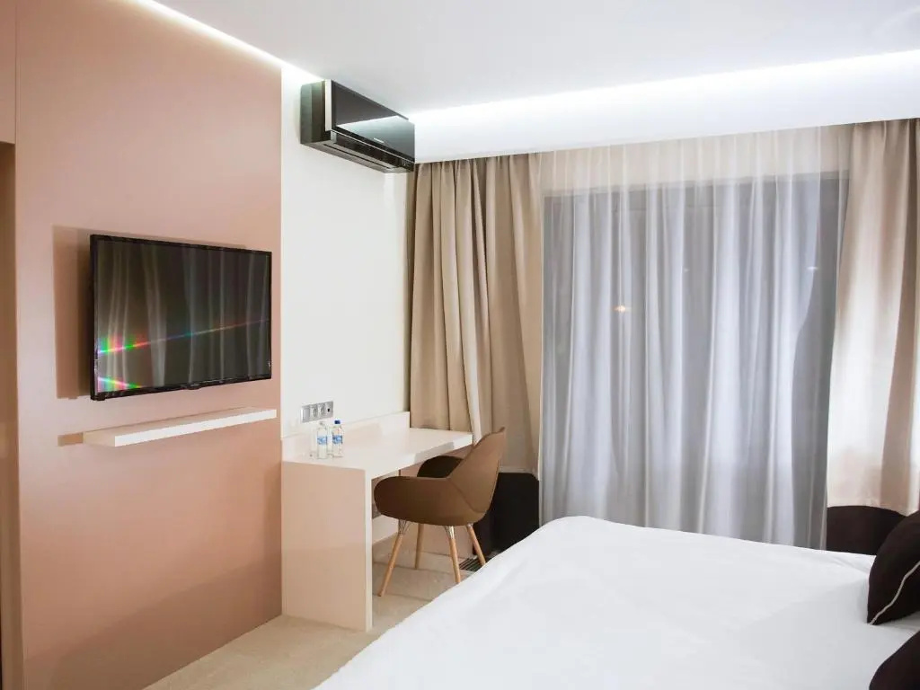 Deluxe Apartment with balcony and with view