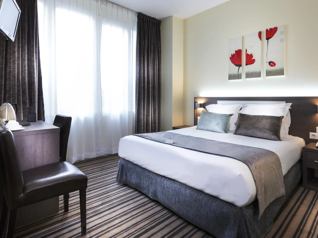 Superior Double room (full double bed)
