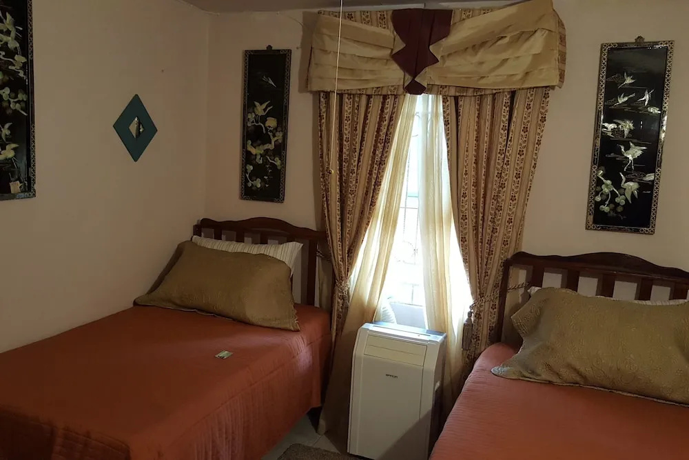 Dream Vacation ST Catherine Jamaica - Guest Suites for Rent in Spanish Town