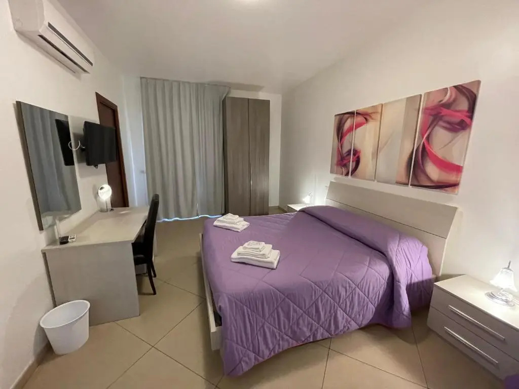 Deluxe Triple room