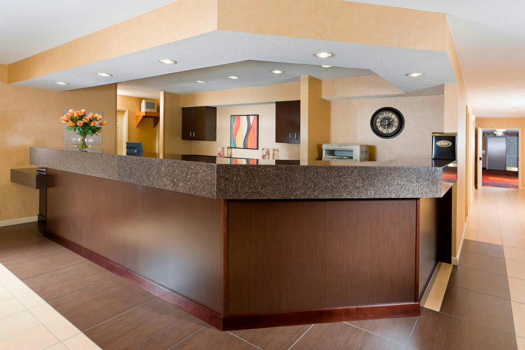 Residence Inn Cedar Rapids — 2