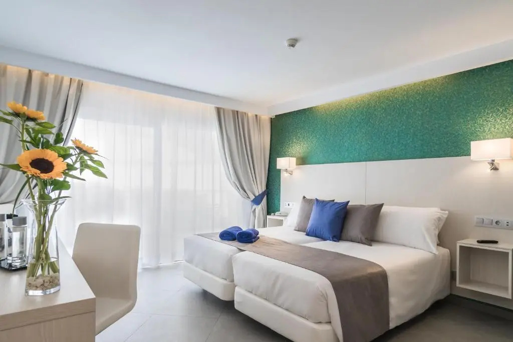 Aparthotel Esquinzo Y Monte Del Mar - Chambres
