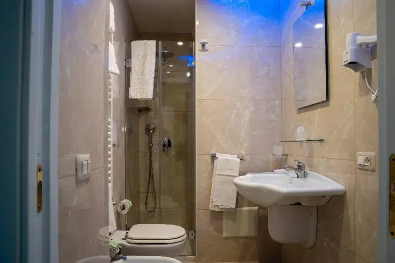 Standard Double room with partial sea view (full double bed)