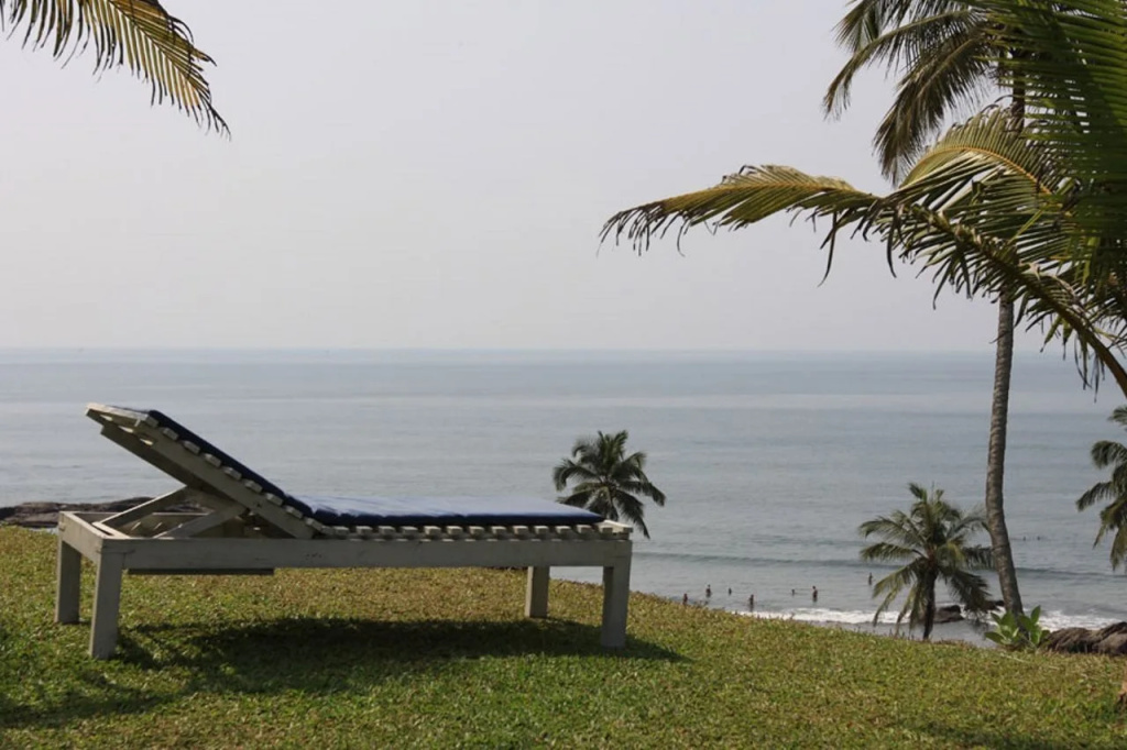 Beach & Waterfront