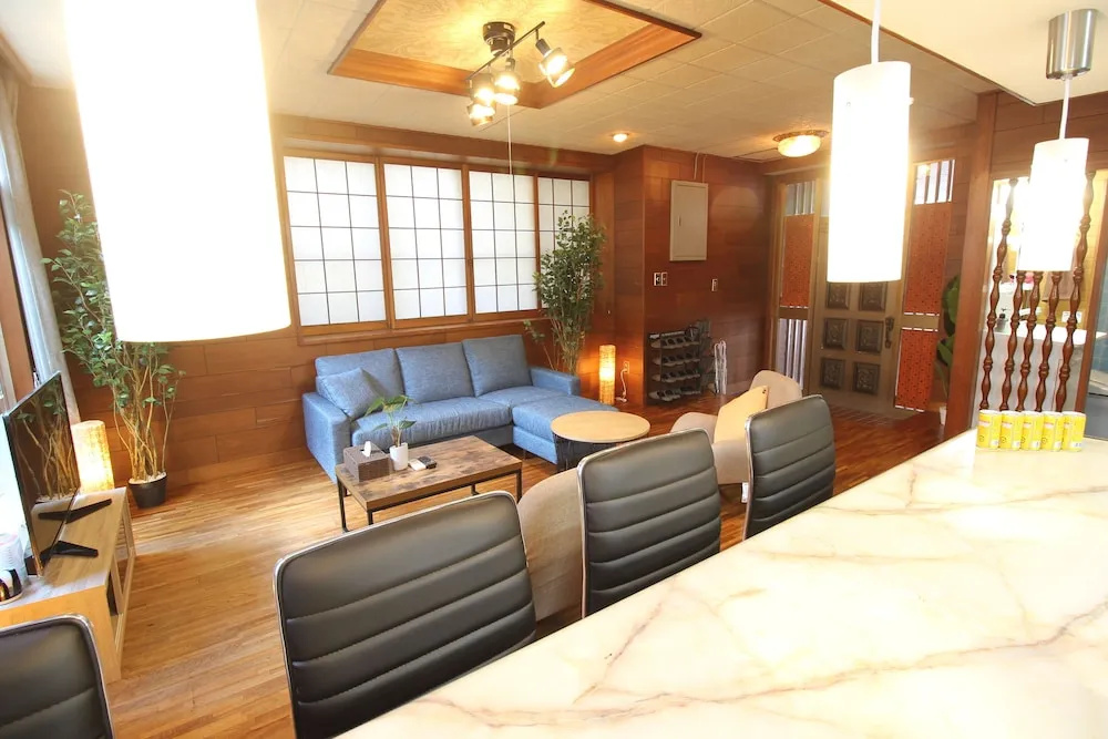 JQ Villa Okinawa Kumoji
