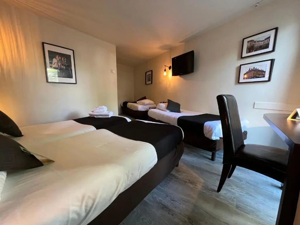 Logis Hotel Restaurant des Acacias Lille Tourcoing - Chambres