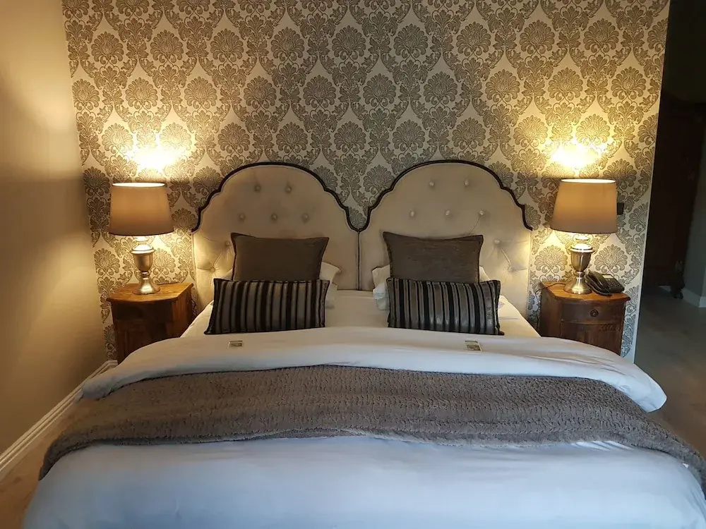 1 Bedroom Luxury Double room (full double bed)