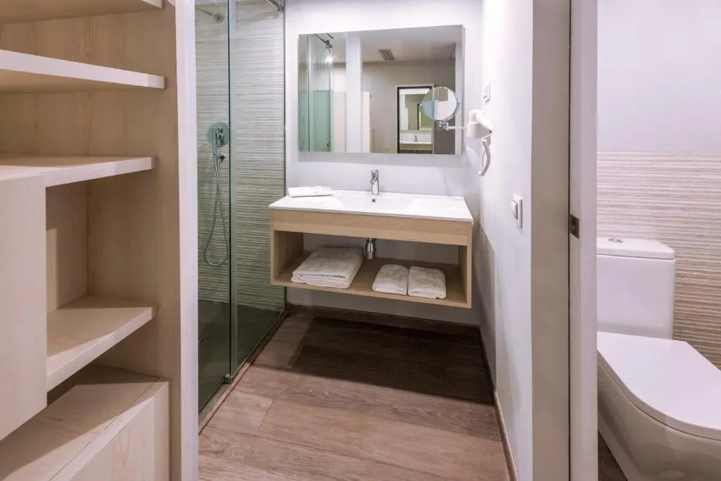 GHT Sa Riera Hotel - Chambres