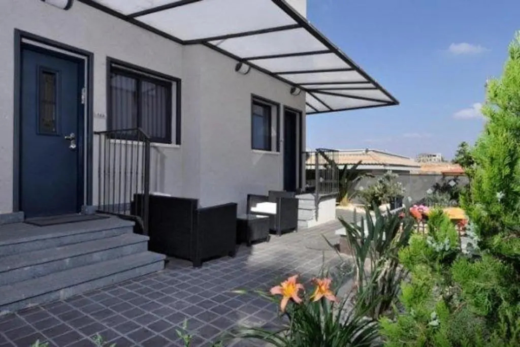 Deluxe Villa