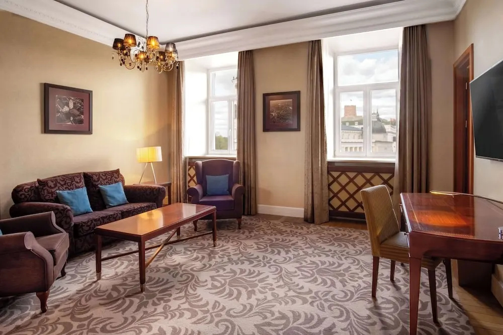 1 Bedroom Executive Suite