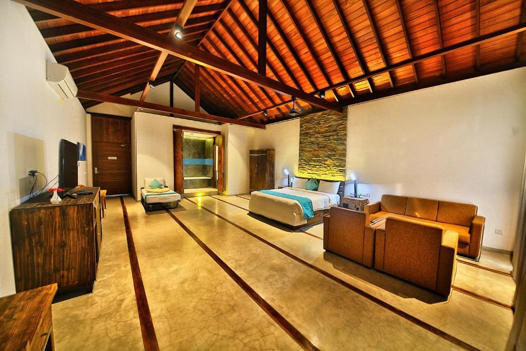 R Degree Hotel