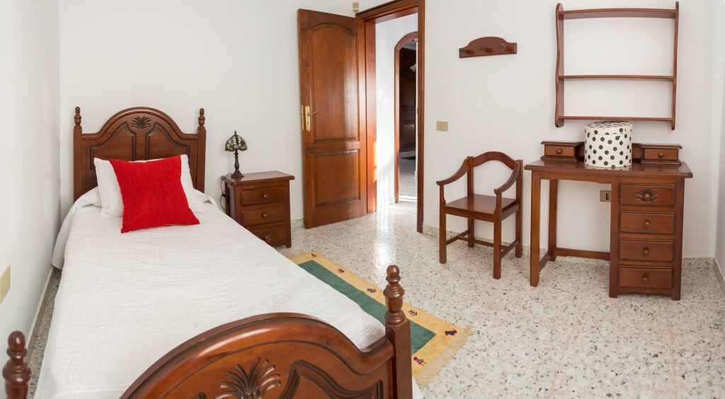 gallery_image_hidden_15