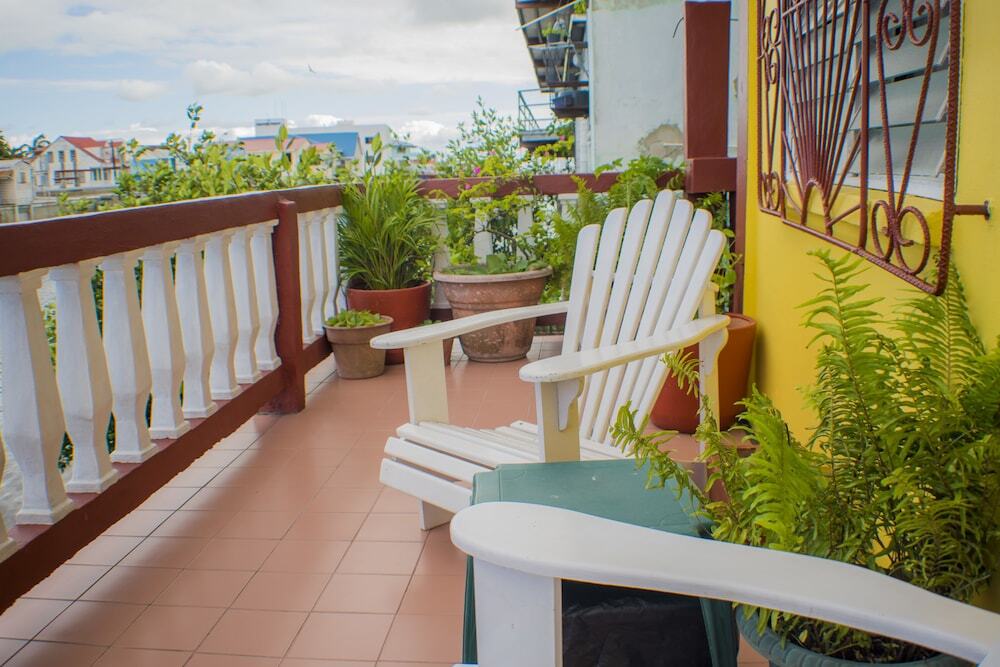 gallery_image_hidden_5