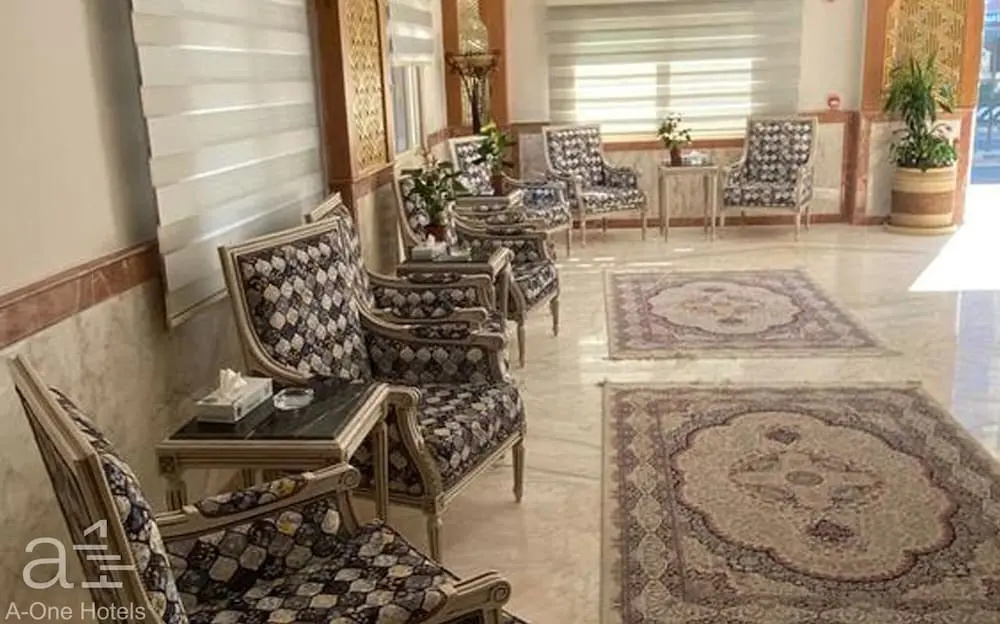 Lobby & Reception