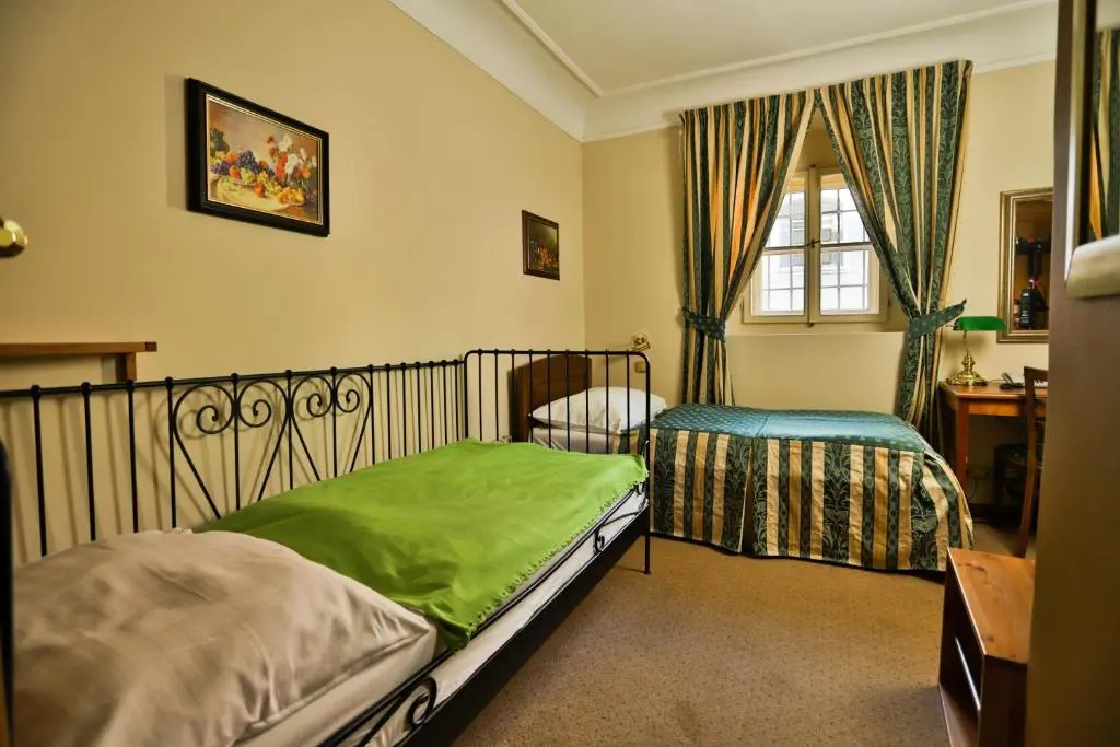 Economy Double room (twin beds)