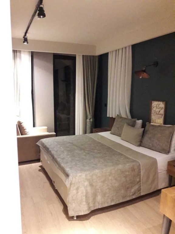 Standard Double room with balcony and with sea view (full double bed)