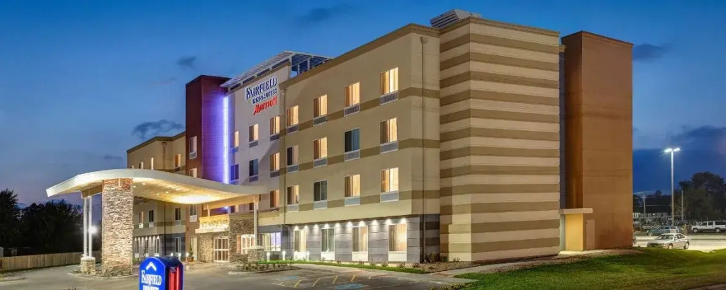 Fairfield Inn & Suites Columbus, IN