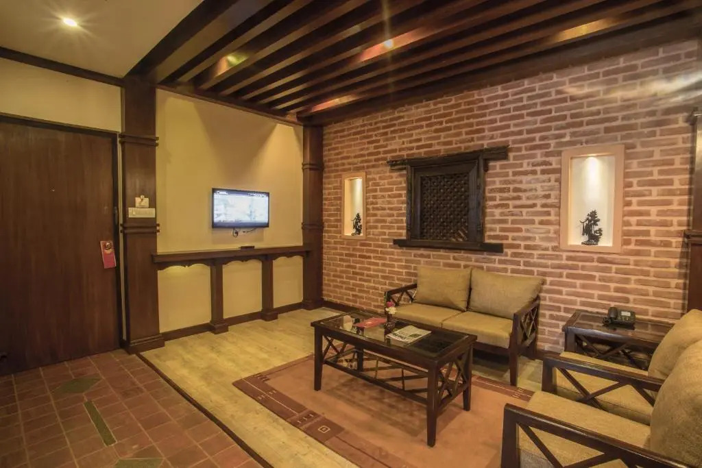 Luxury Double Suite with city view full double bed