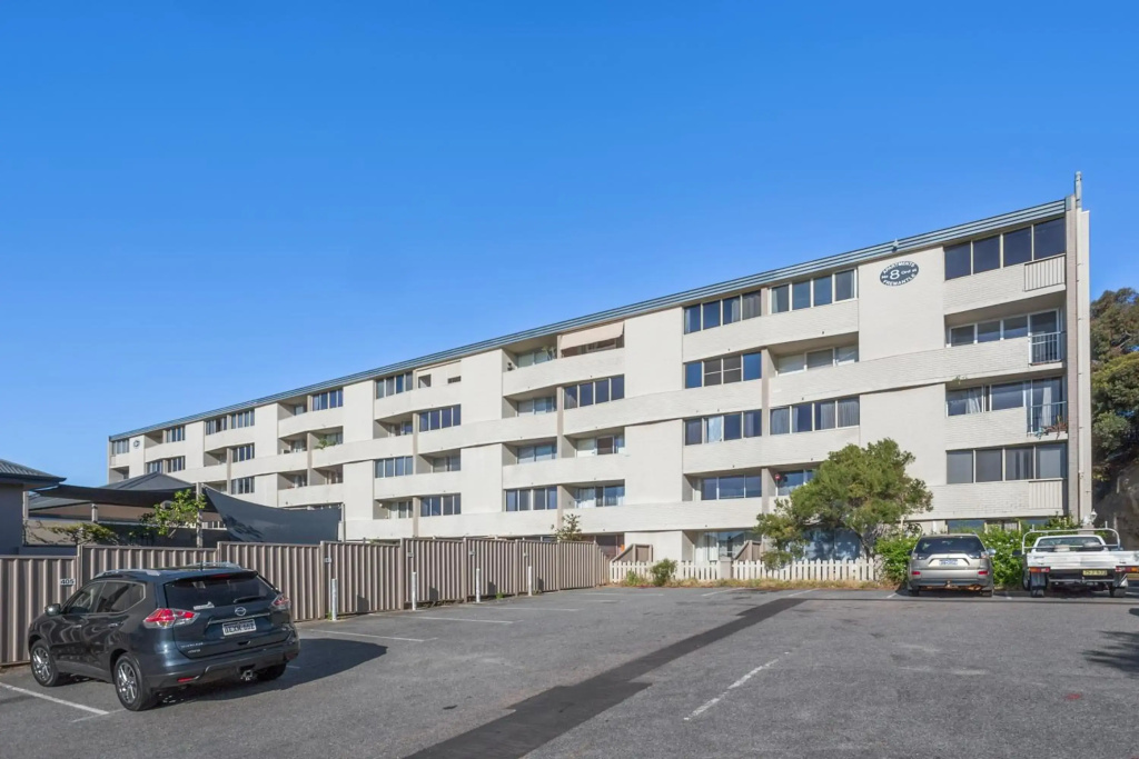 Studio 4 - ground floor Fremantle apartment