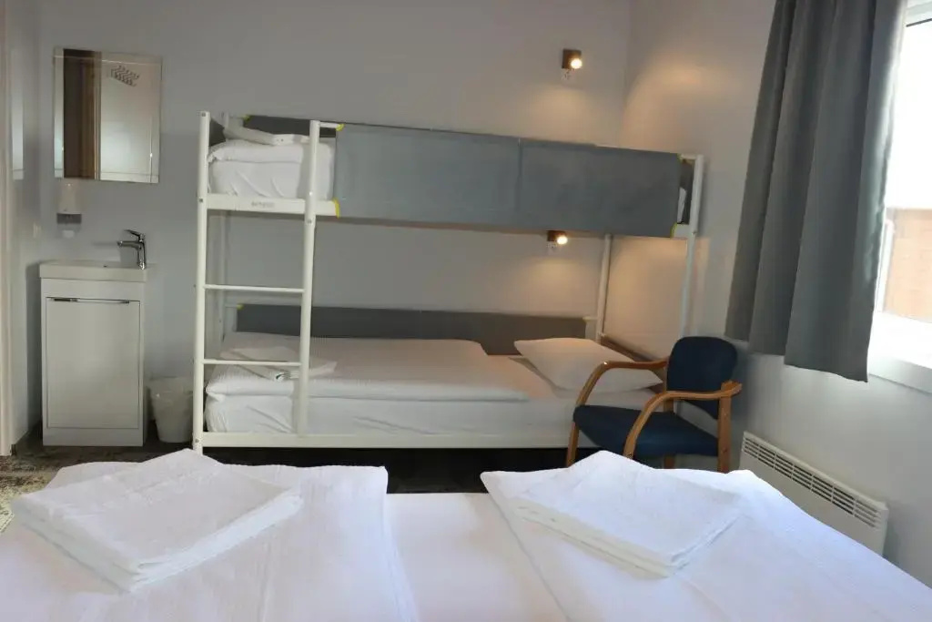 Economy Quadruple room