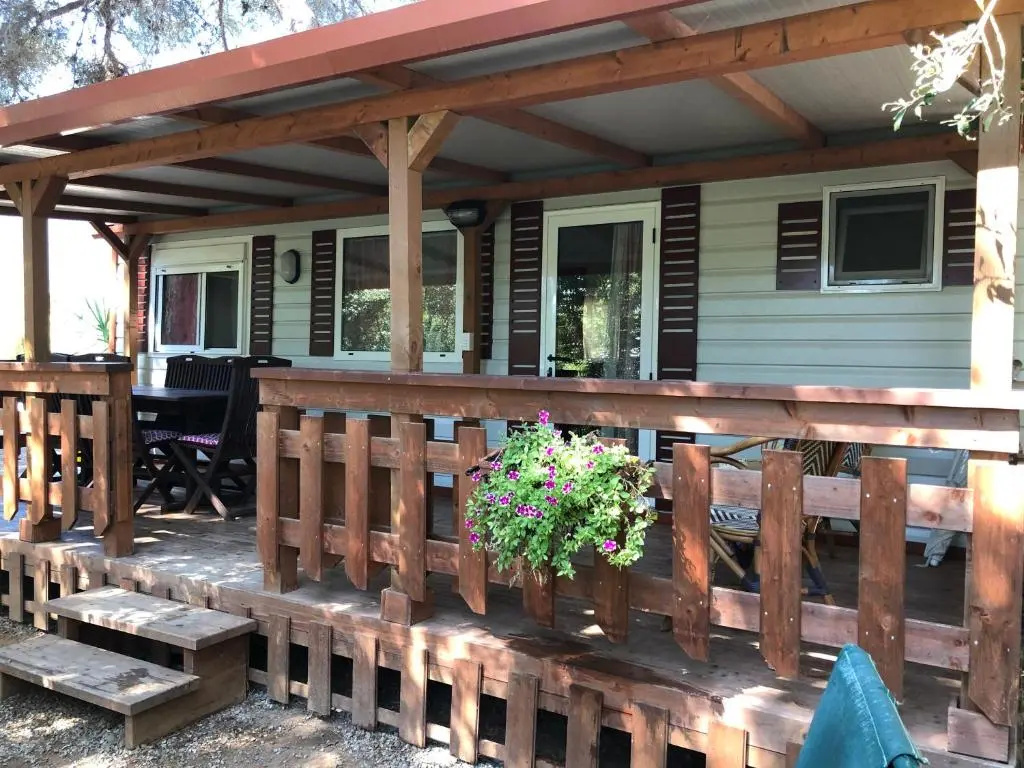 Bungalow
