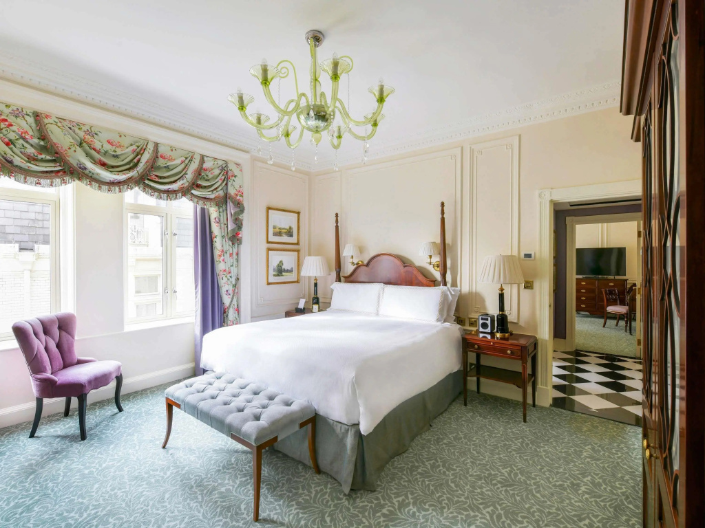 The Savoy - Photo 5