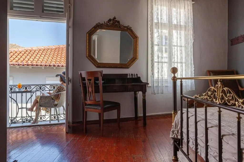 Standard Double room with balcony (full double bed)