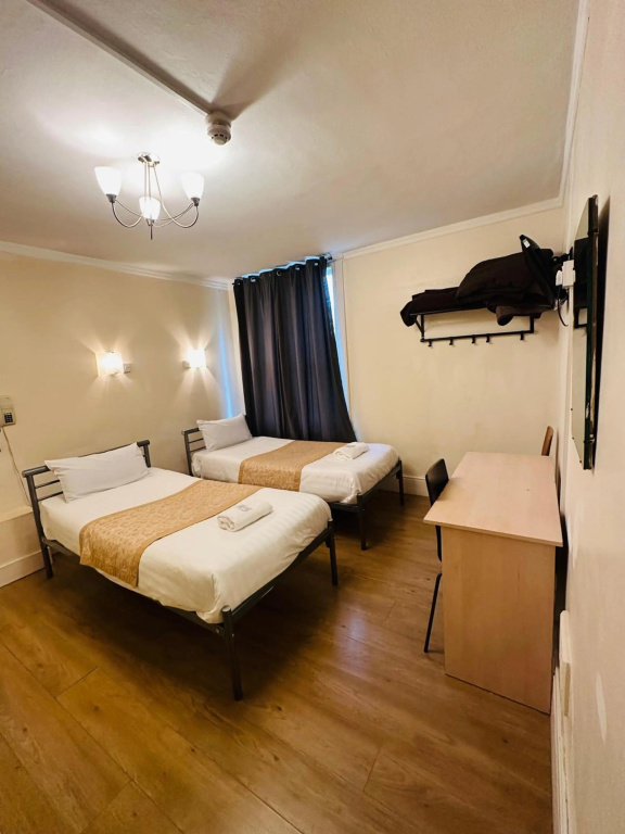 Отель Thanet Hotel Annex в Лондоне