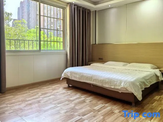 Deluxe Double room (full double bed)