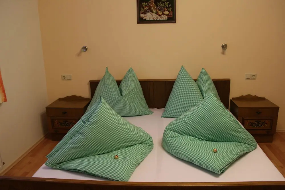 3 Bedrooms Family Cottage with balcony and with mountain view