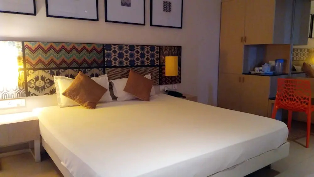 Superior Double room with sea view (full double bed)