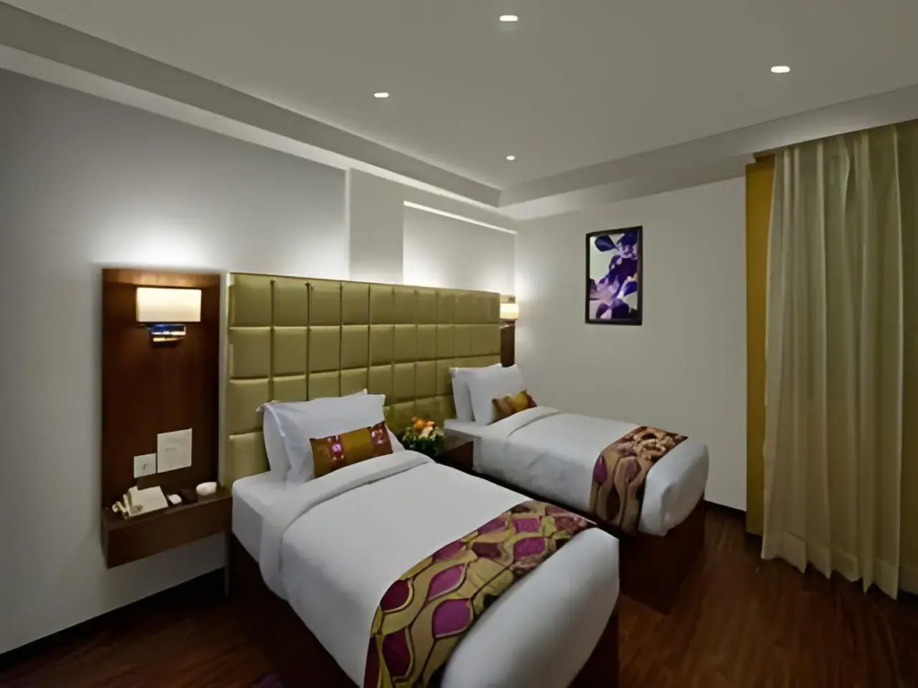 Hotel photo 12