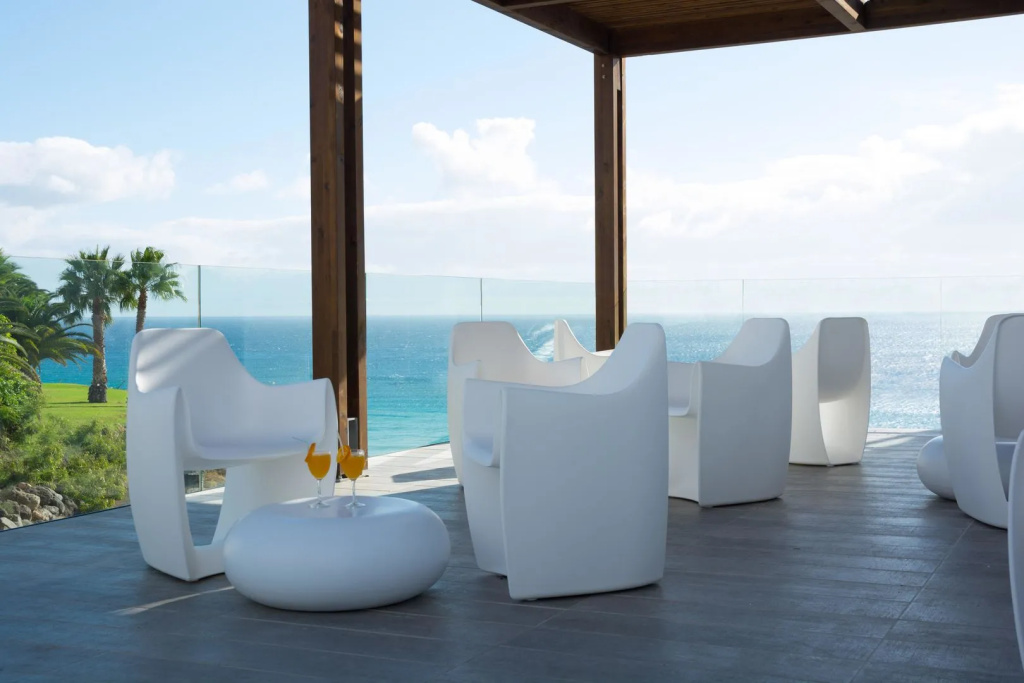 Balcony & Terrace