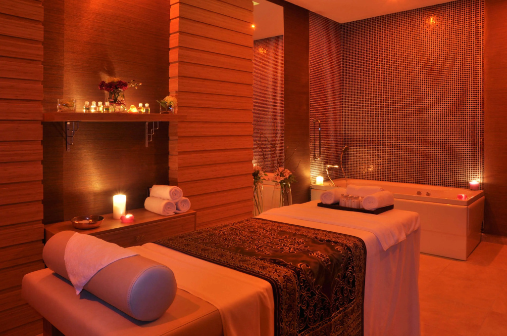 Wellborn Luxury Hotel - 4