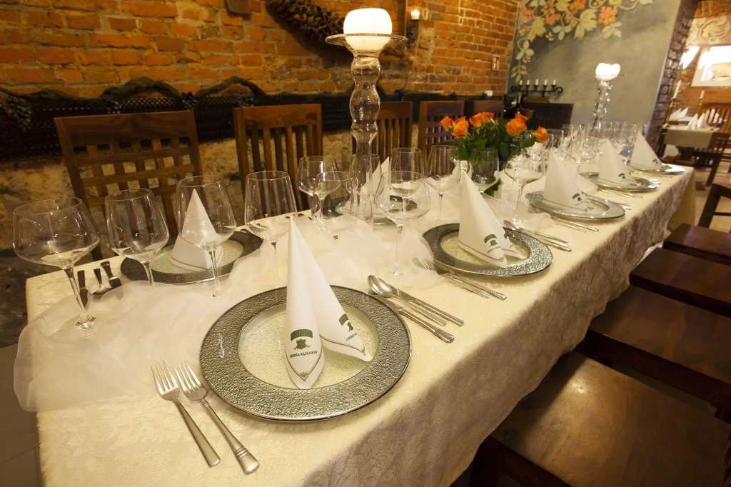 Aparthotel Vicini dawniej Aparthotel Oberża - Général