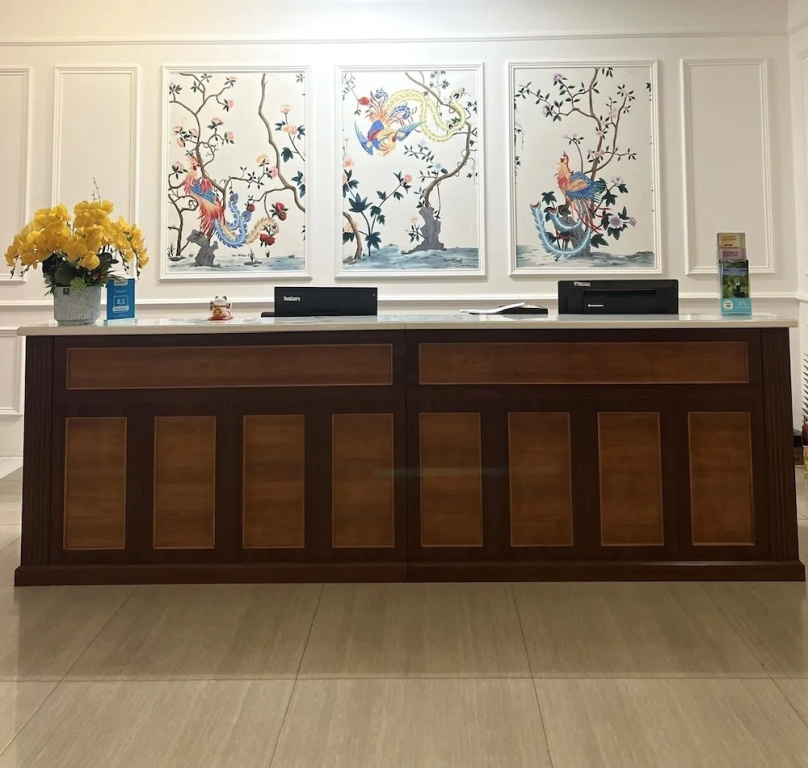 Lobby & Reception