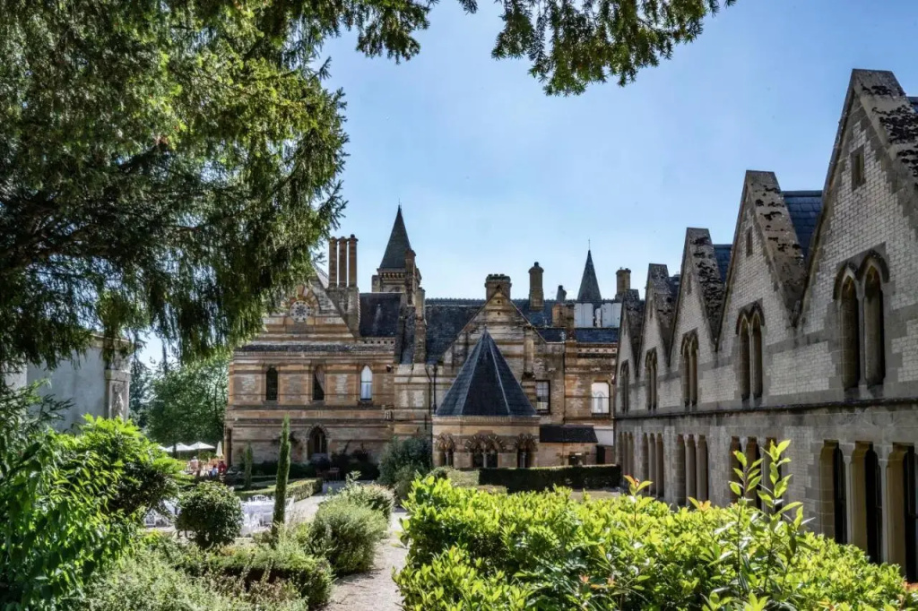 Ettington Park House Ccsp24