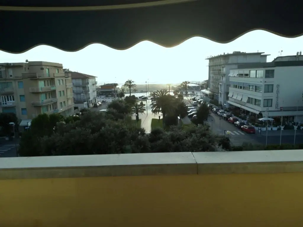 Standard Double room with sea view (full double bed)