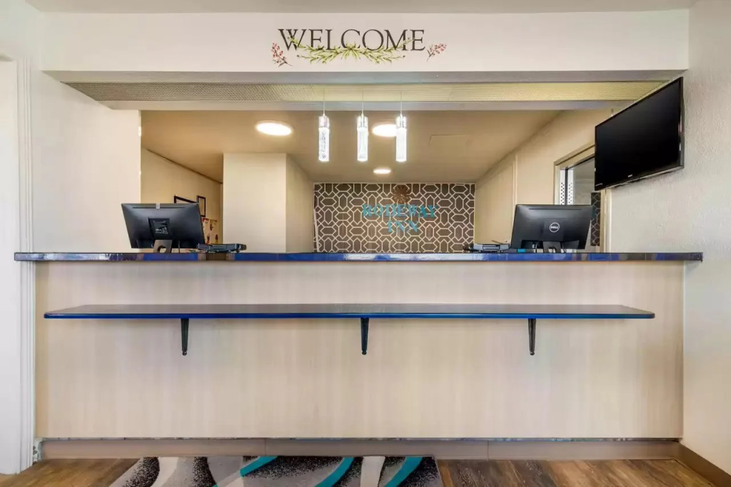 Motel 6 Hays — фото 4