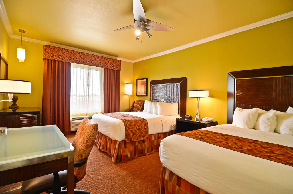 Standard Quadruple room