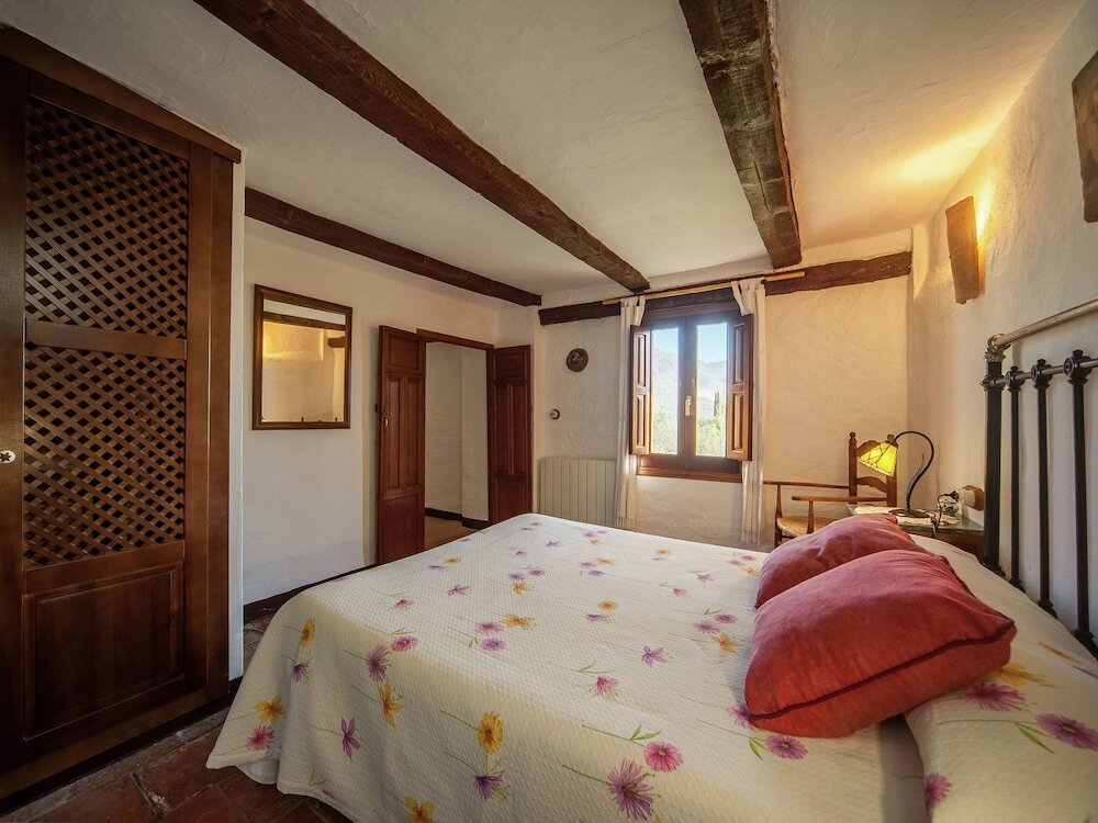 Отель Rustic Cottage in El Padul Only 20 Minutes From the City Centre, фото 10