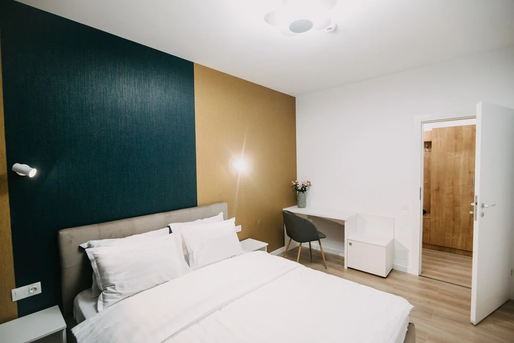 Deluxe Double Apartment with city view (full double bed)